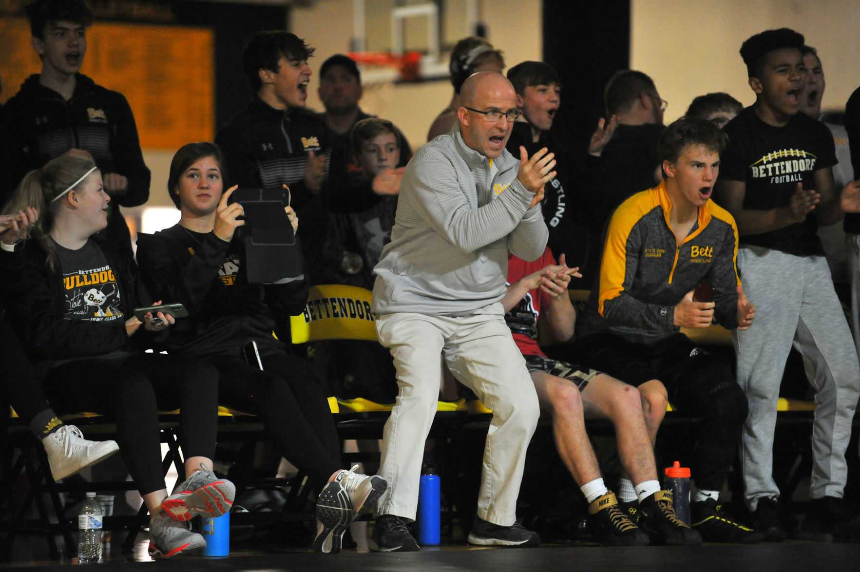 Pleasant Valley vs Bettendorf wrestling